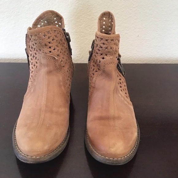 Circle G Western leather booties camel brown Sz 6 - Picture 6 of 10